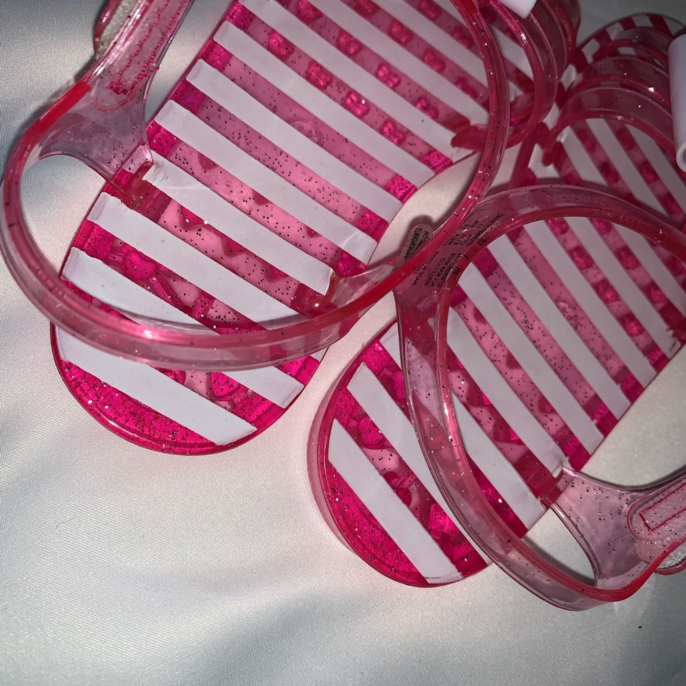 Sandals - Picture 6 of 6